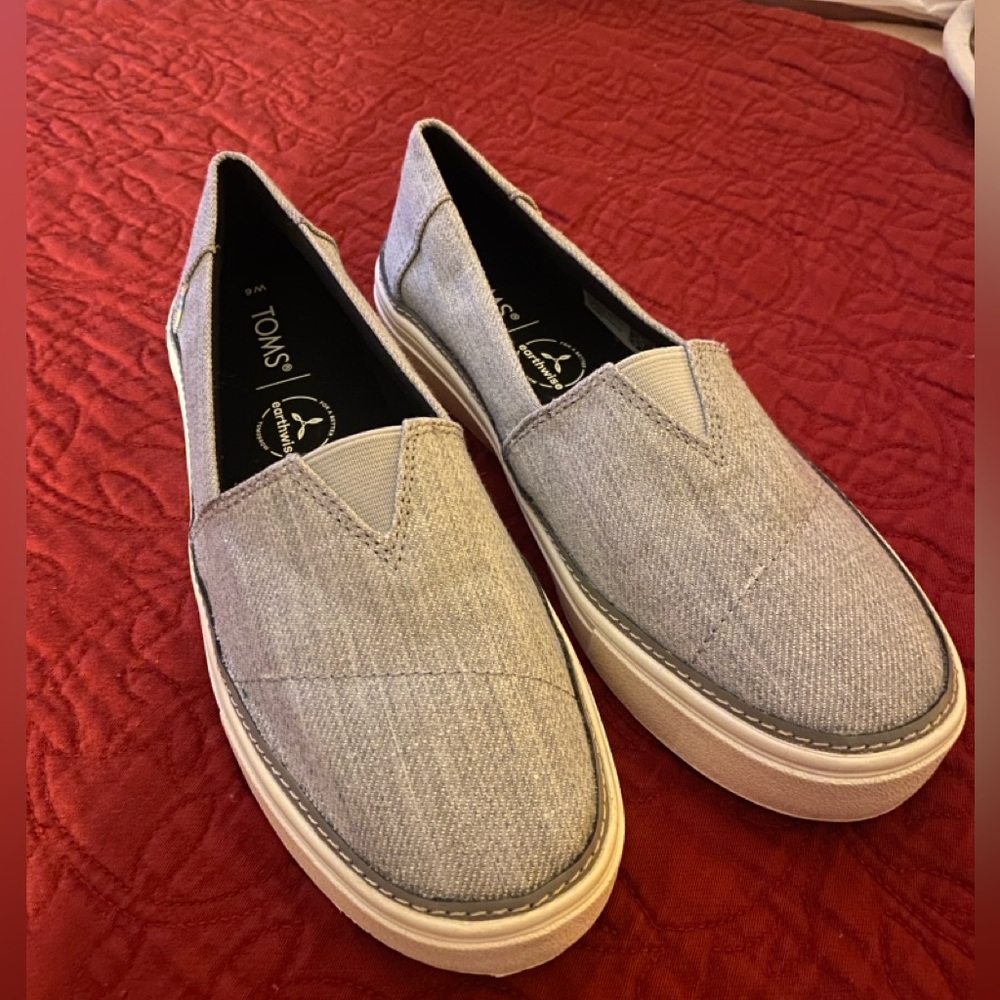 TOMS Women's, Parker Slip-On, Women’s Size 6